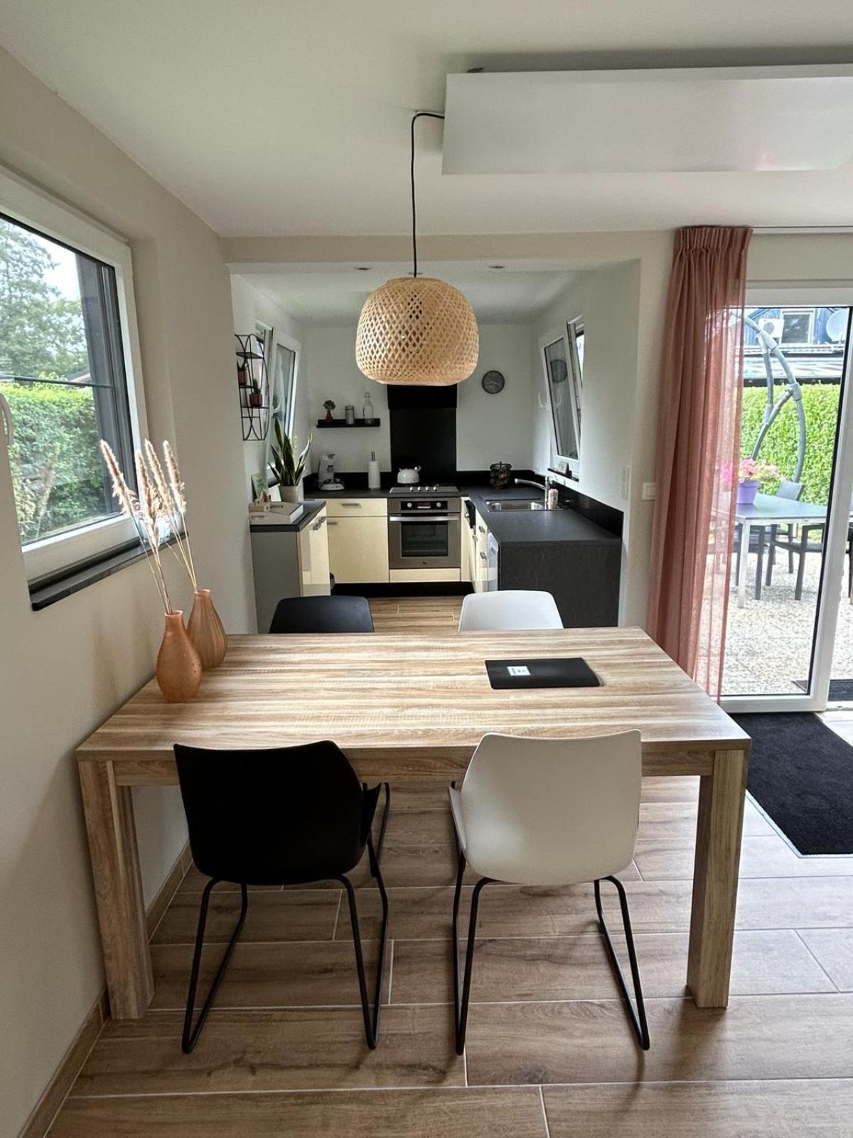 Scherpenisse Oosterschelde Lodge Met Veel Privacy En Dicht Bij Het Water מראה חיצוני תמונה