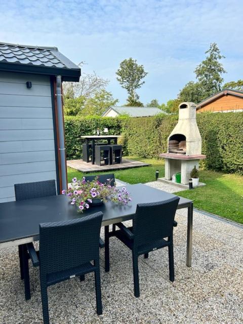Scherpenisse Oosterschelde Lodge Met Veel Privacy En Dicht Bij Het Water מראה חיצוני תמונה